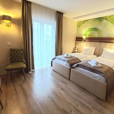 Papuli Rooms 4U Senta Zewnętrze zdjęcie